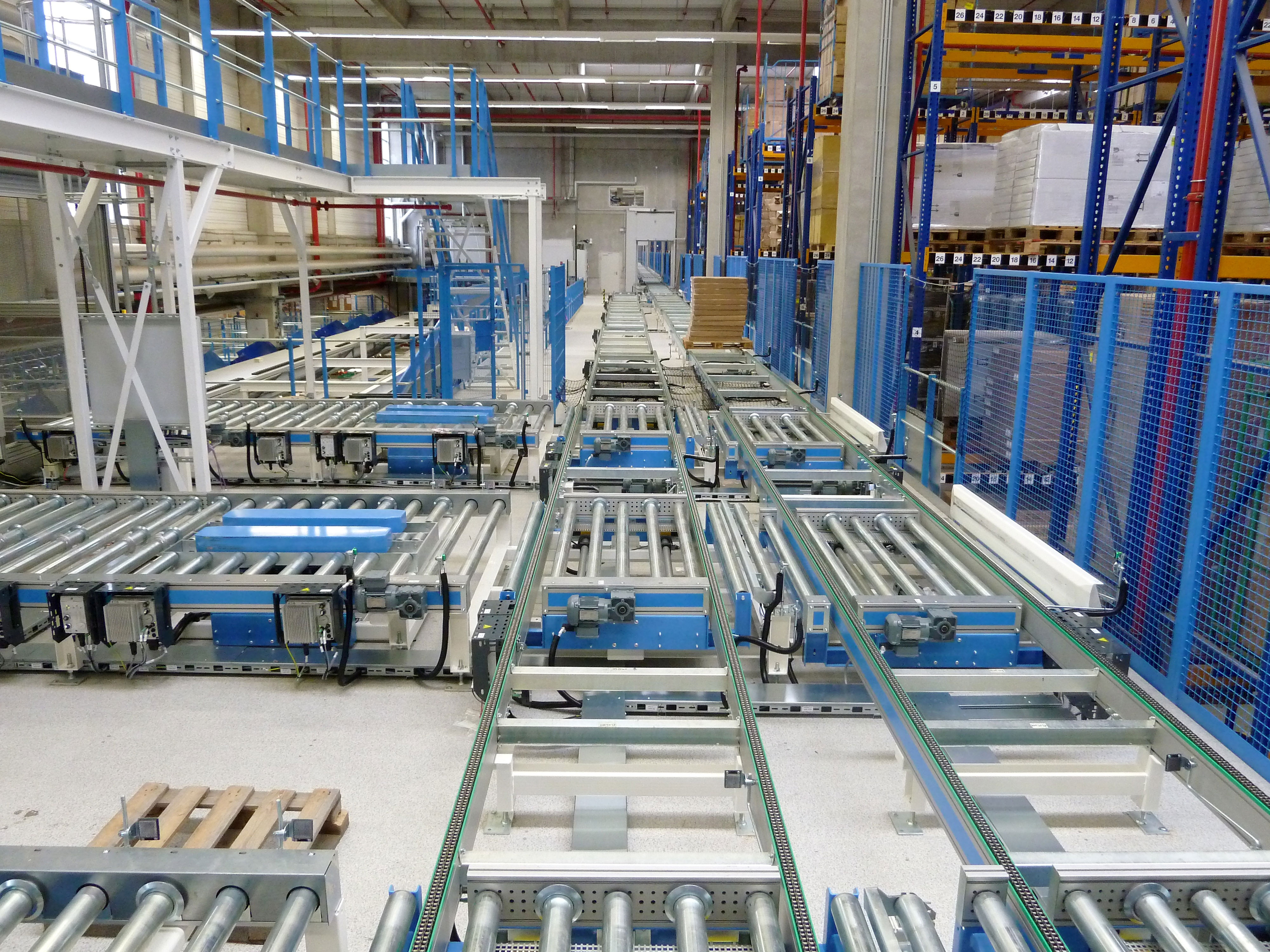 Zukunftssichere Intralogistik von RBS